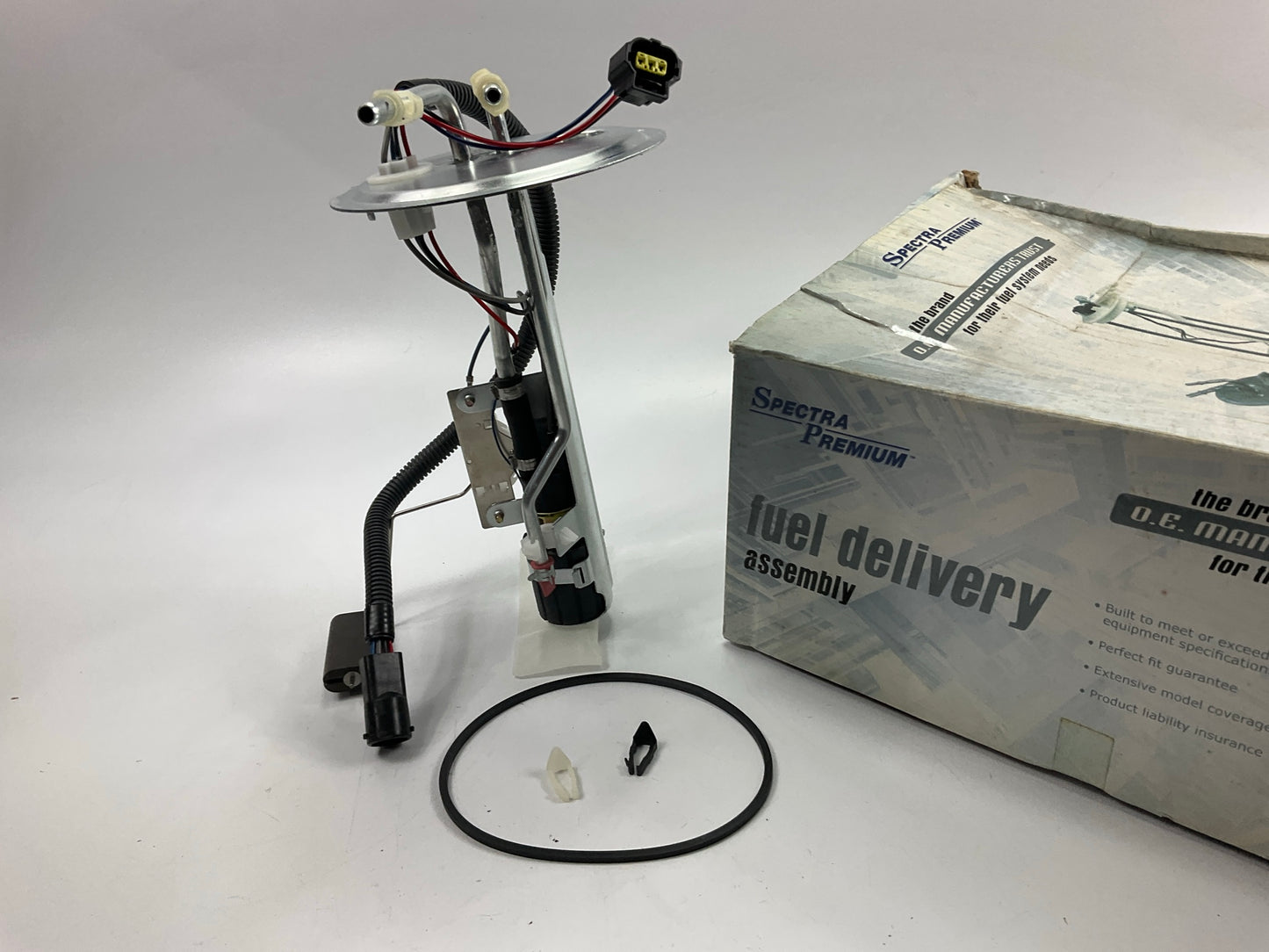 Spectra SP2026H Fuel Pump For 1997-1998 Ford Expedition 2WD