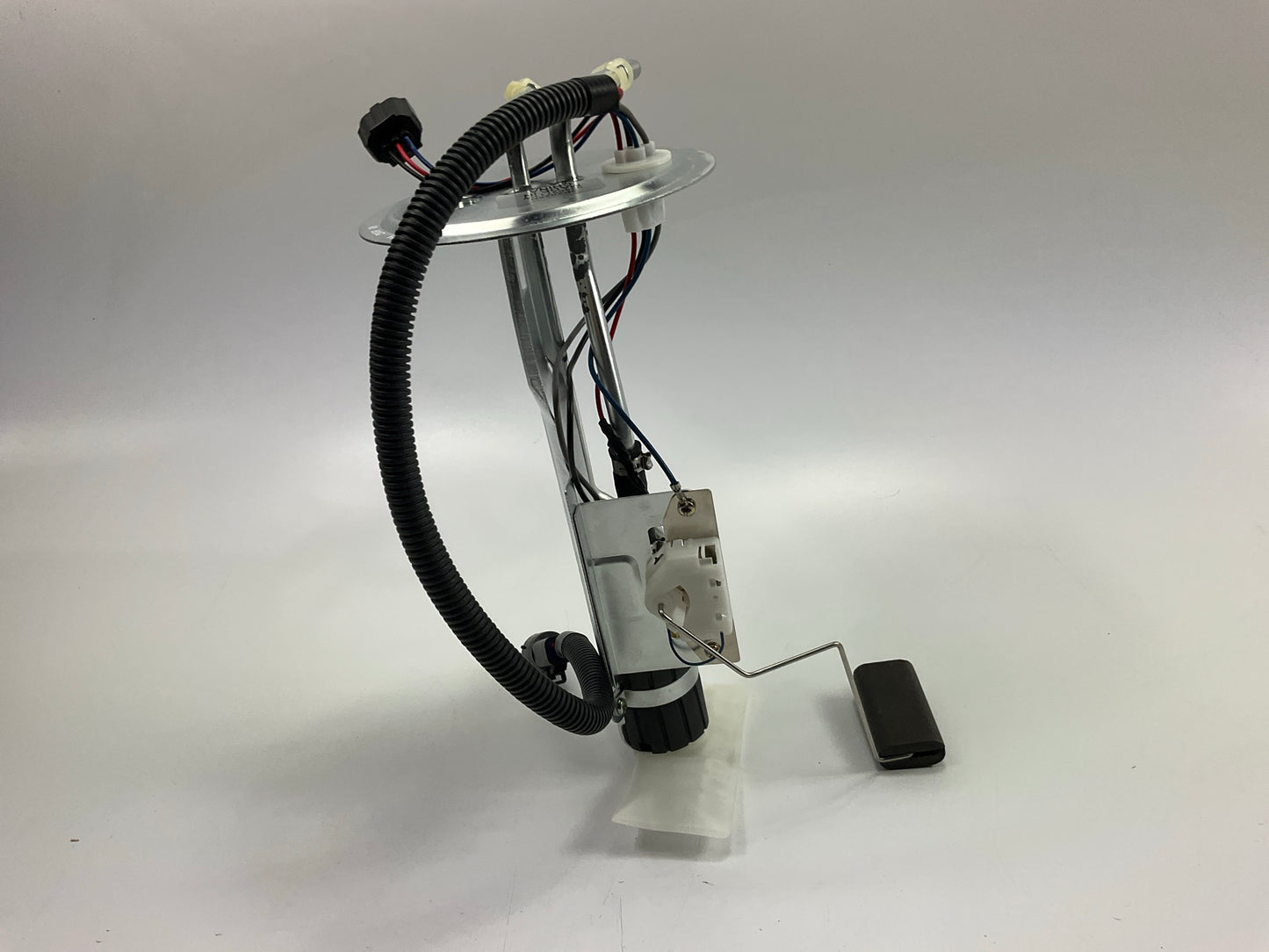 Spectra SP2026H Fuel Pump For 1997-1998 Ford Expedition 2WD