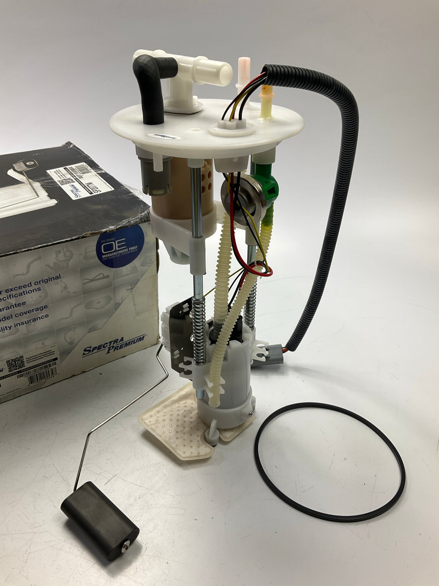 Spectra SP2077M Fuel Pump And Hanger With Sender