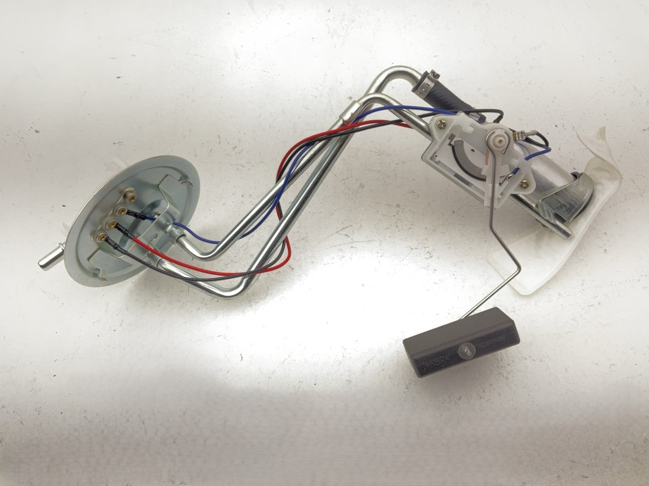Spectra SP223H Fuel Pump And Sender For Left Driver Side Mount 19 Gallon Tank