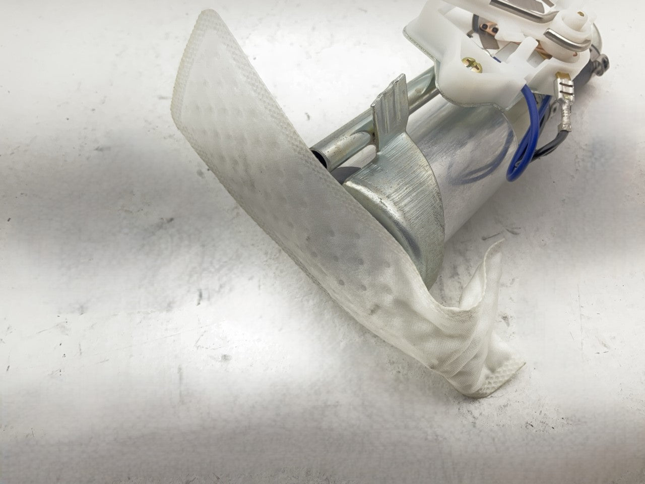 Spectra SP223H Fuel Pump And Sender For Left Driver Side Mount 19 Gallon Tank