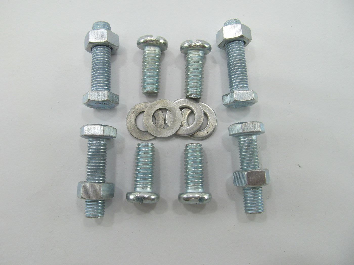 Spectre 5772 Aluminum Carburetor Adapter Kit - 2-BBL To 4-BBL