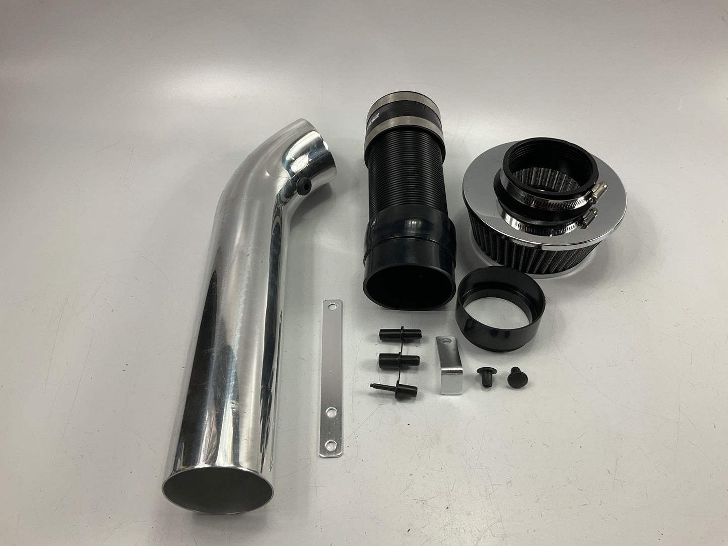 SCRATCHED, SEE PHOTOS Spectre 8220 UNIVERSAL 3'' Cold Air Intake System W/ Filter