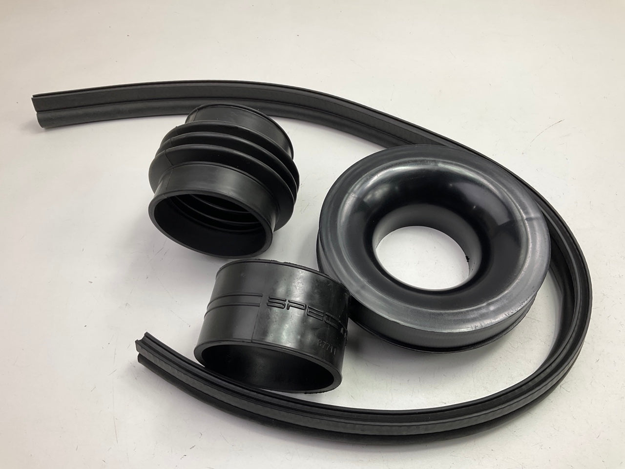 Spectre Cold Air Intake System W/ Washable High Flow Air Filter 15-18 Edge 3.5L