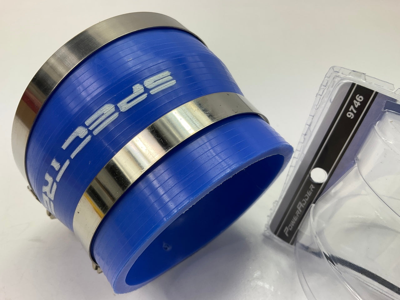 Spectre 9746 Air Intake Tube Reducer Coupler - 4'' X 3-1/2'' BLUE W/ 2 Hose Clamps