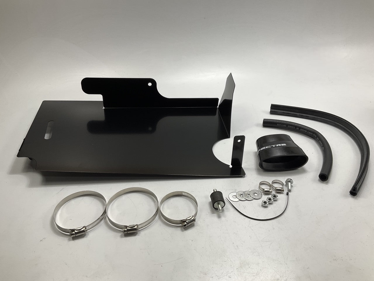 SCRATCHED SEE PHOTOS Spectre 9940 Cold Air Intake System For 97-02 Wrangler 2.5L