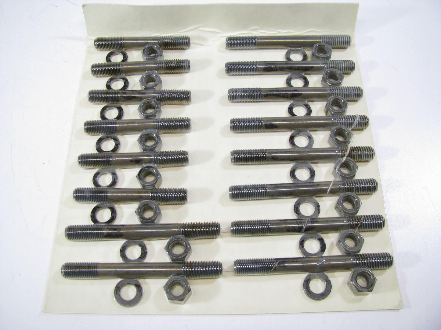 Speed Pro MR-1920R 4-Bolt Main Stud Kit - SBC Small Block 305 327 350 400 V8