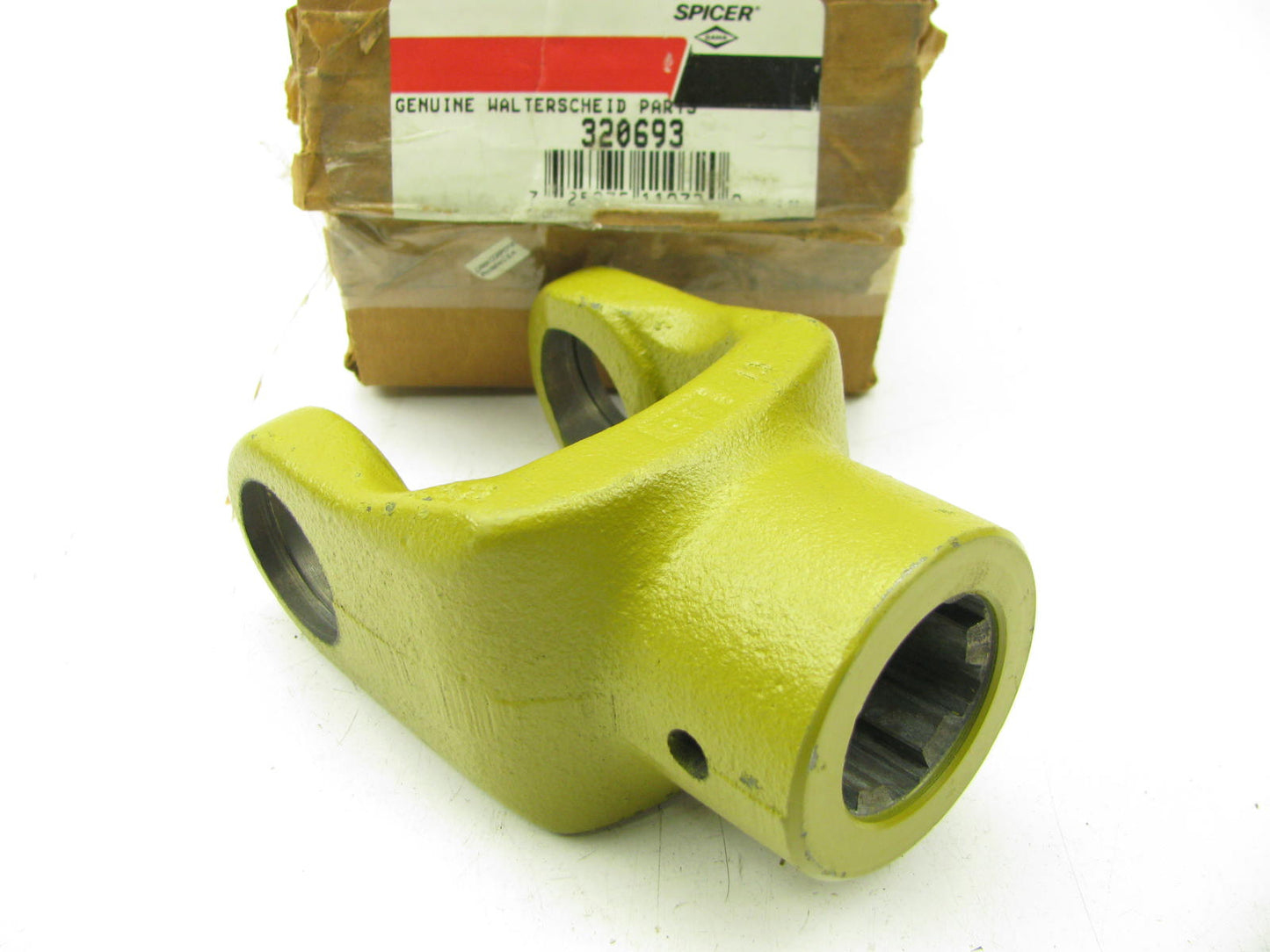 Spicer 320693 Implement Yoke 2400 Series 1.375 - 6 Spline Bore 105mm Long