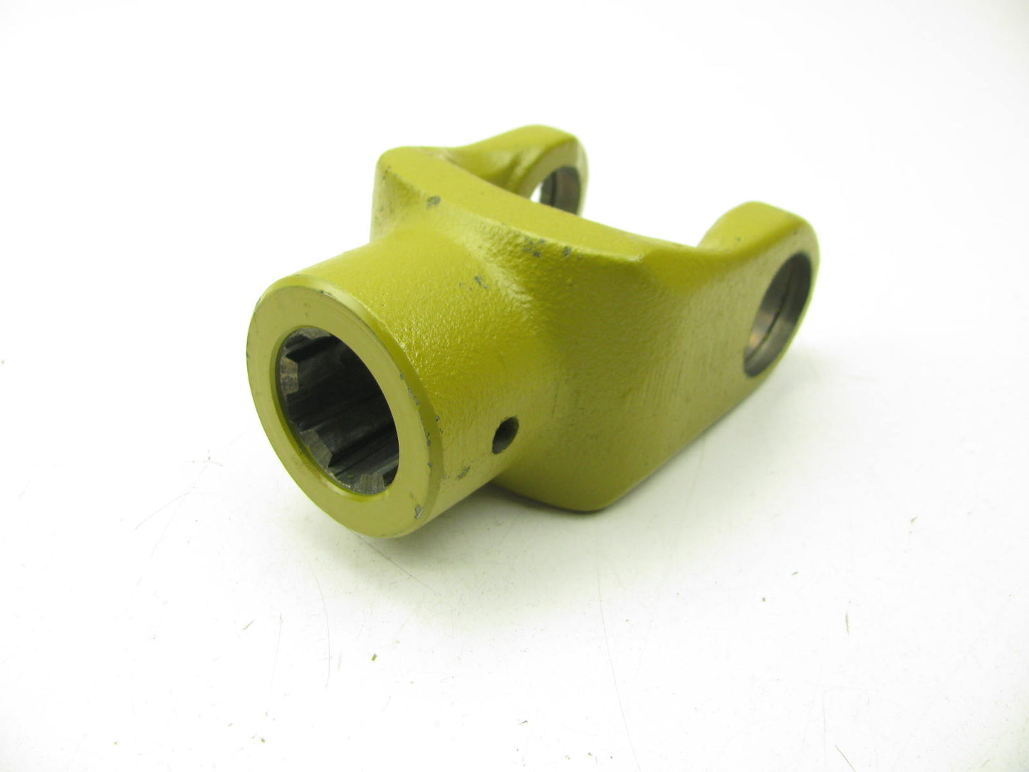 Spicer 320693 Implement Yoke 2400 Series 1.375 - 6 Spline Bore 105mm Long
