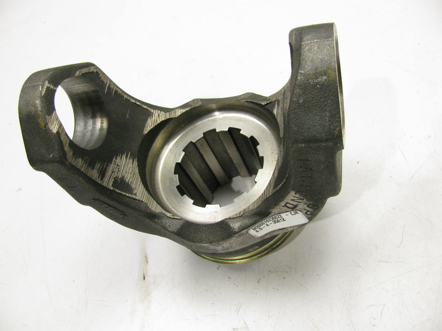 Spicer 6-5-4-3561X Splined Bore End Yoke 1810 Series 2.750''x10 Spline 3.750 Hub