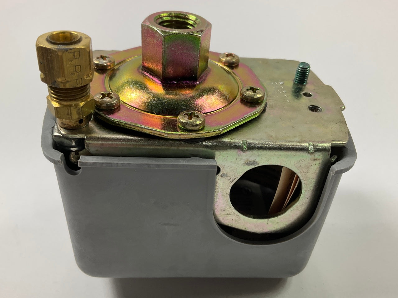 SQUARE D Pressure Switch 1/4 In FNPS/(1) Port, 95/125 Psi, 30 Psi, 40 To 150 Psi