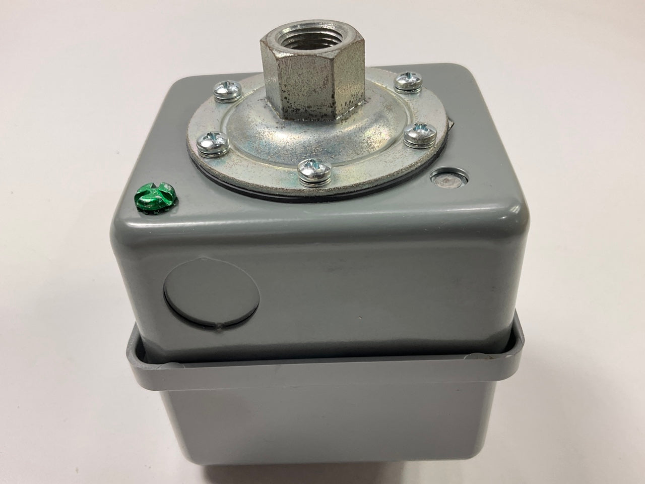 Square D 9013GHG6J62X Pumptrol Pressure Switch 575Vac 5Hp, 140-175 Psi