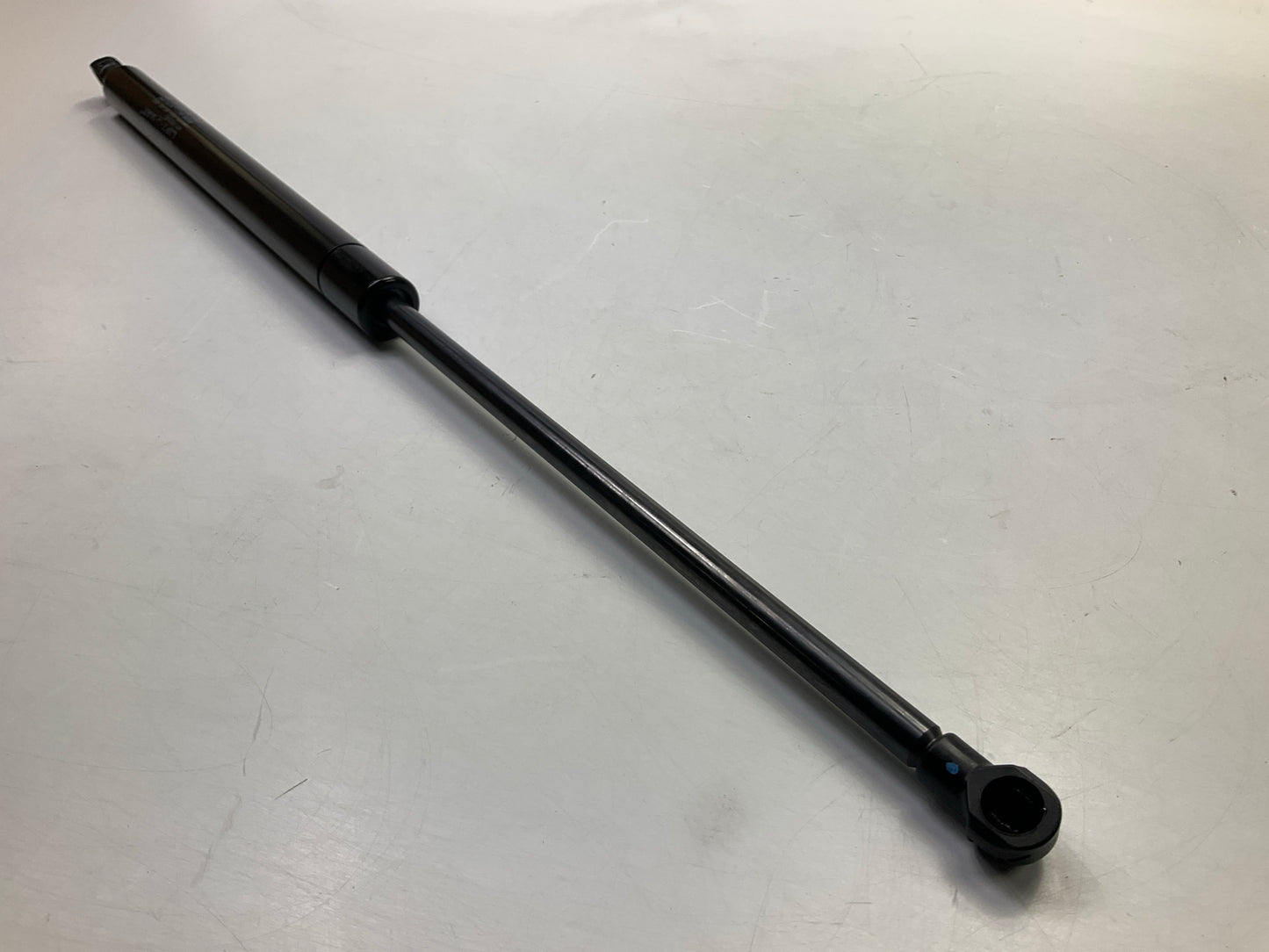 Stabilus SG214070 Hatch Lift Support Shock Strut For 2010-11 Mitsubishi Endeavor