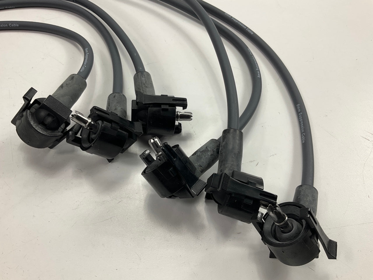 Standard 26683 Ignition Spark Plug Wire Set For 1999-2000 Ford Windstar 3.8L V6