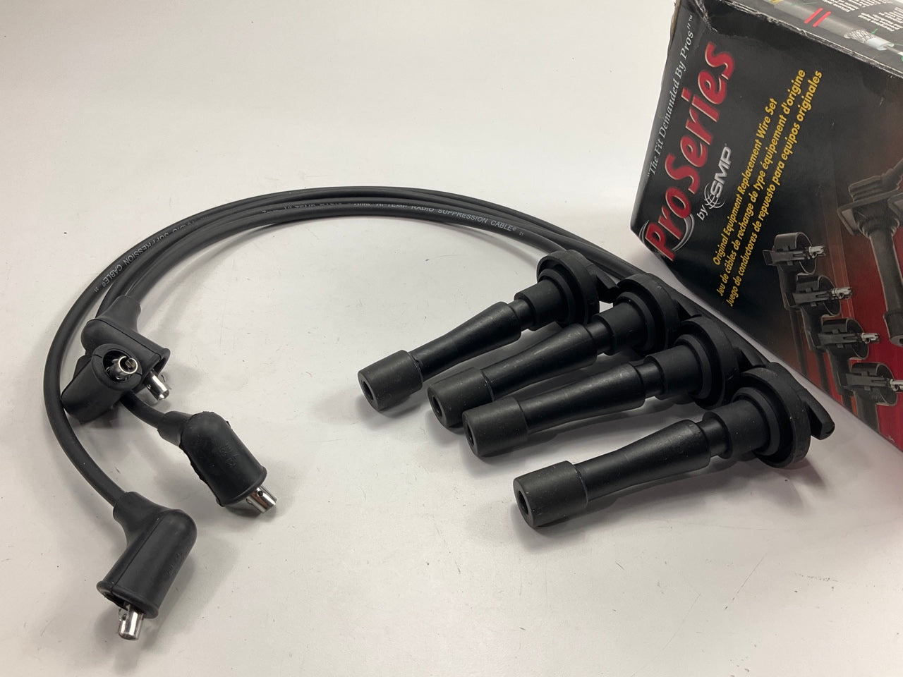 Standard 27516 Ignition Spark Plug Wire Set - 1990-01 Acura Integra, 97-01 CR-V