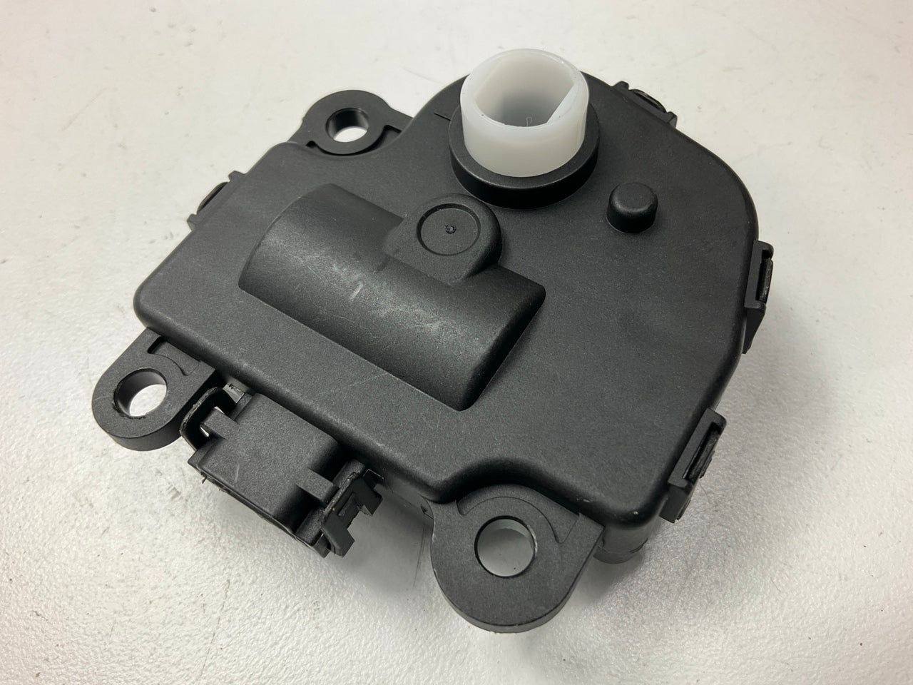 Standard ADR106 Heater Blend Door Actuator (HVAC Recirculation Door Actuator)