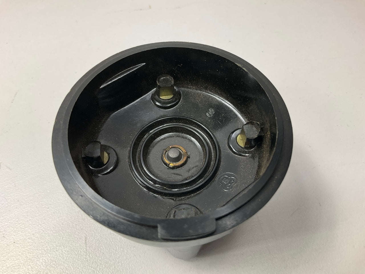 Standard Motor Products AL-65 Ignition Distributor Cap For Gravely Tractor
