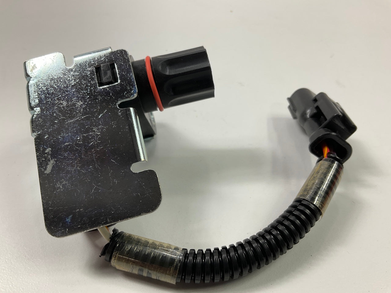 Standard ALS100 Rear Axle Vehicle Speed Sensor