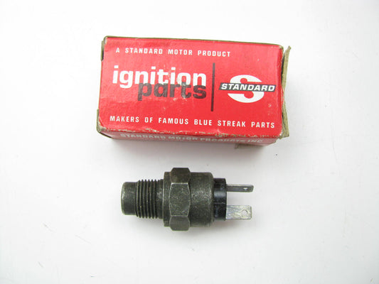 Standard Motor Products AX5 Coolant Temperature Sensor