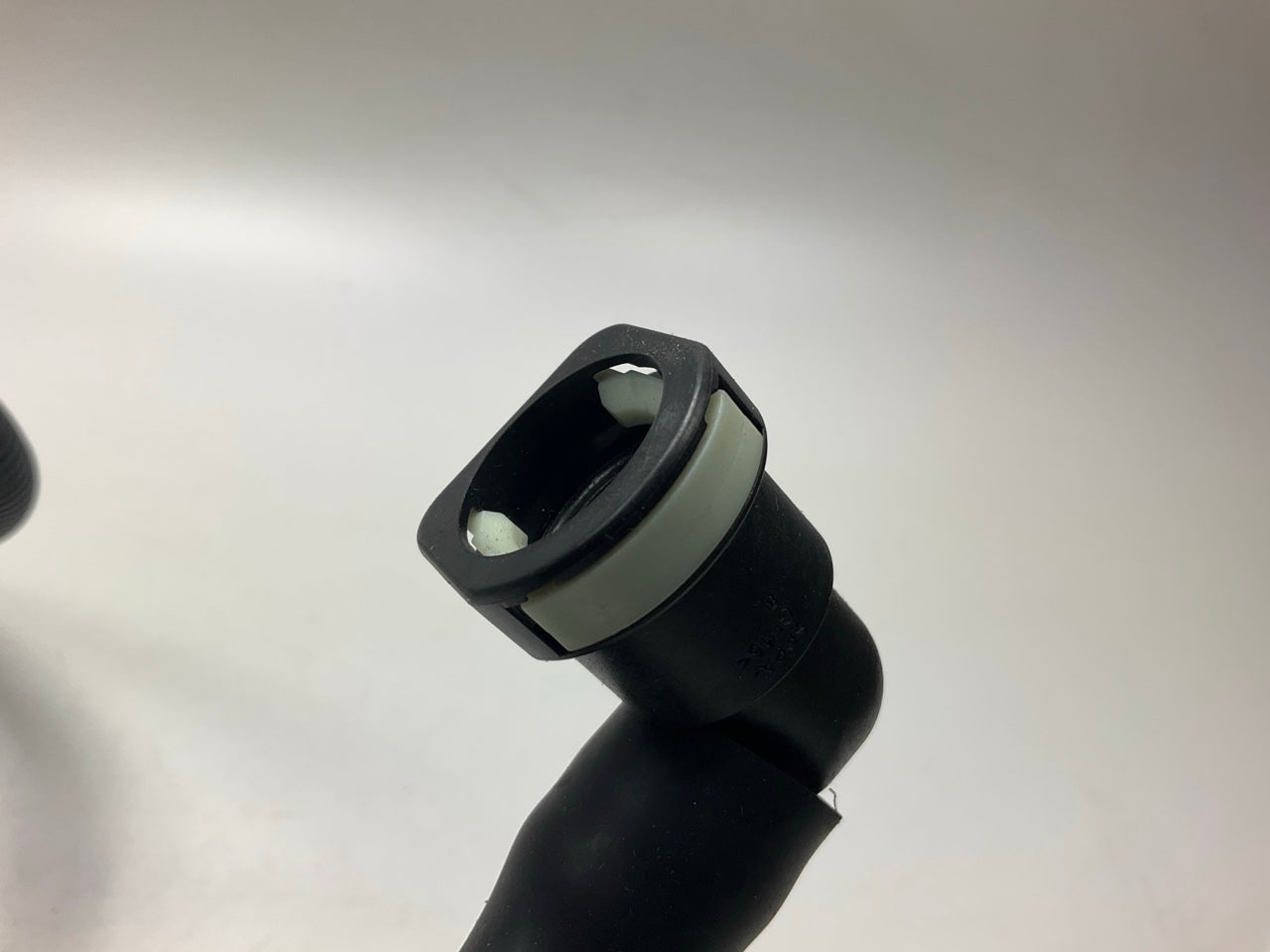 Missing Connector & Bracket - Standard CP516 Vapor Canister Purge Vent Solenoid