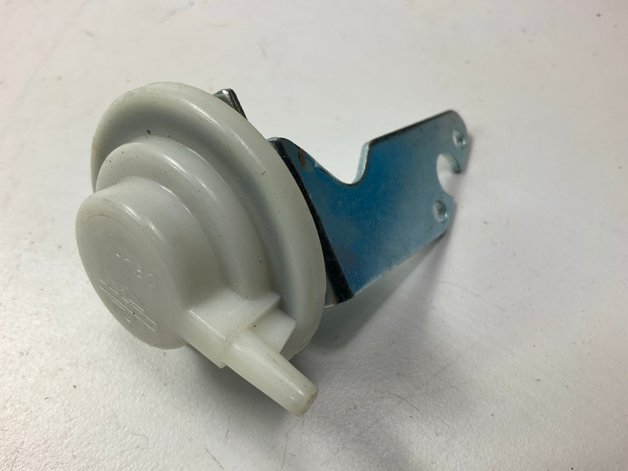 Standard CPA50 Carburetor Choke Pull-Off - 1964-1967 Chevy W/ Rochester 2-BBL