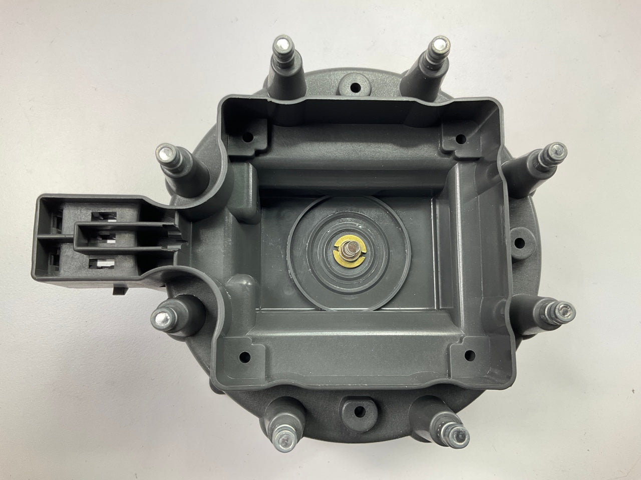 Standard Motor Products DR456T Ignition Distributor Cap