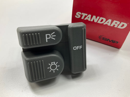 Standard Motor Products DS651 Headlight Headlamp Switch