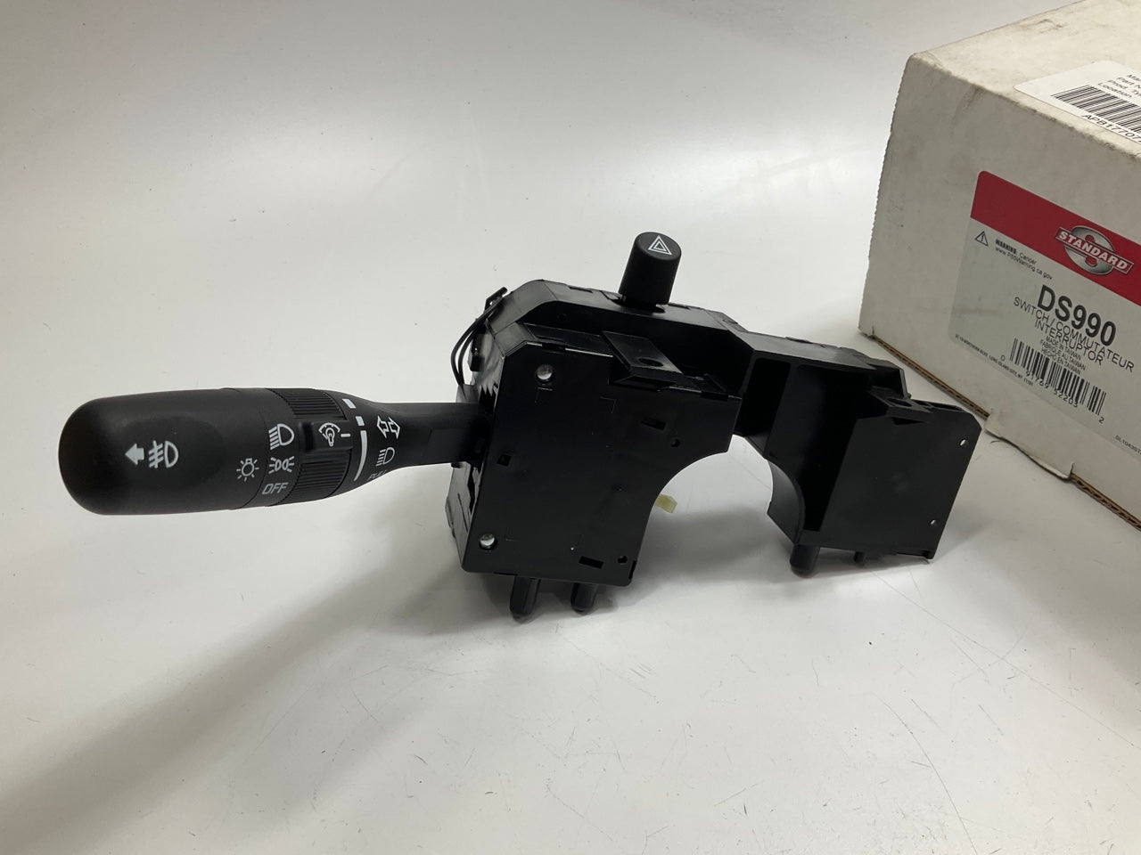 Standard Motor Products DS990 Turn Signal Combination Switch