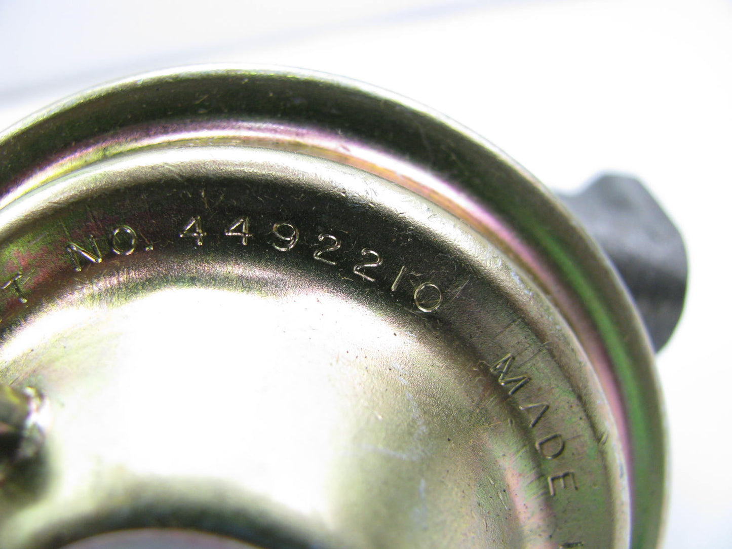 Standard Motor Products EGV132 Exhaust Gas Recirculation (EGR) Valve