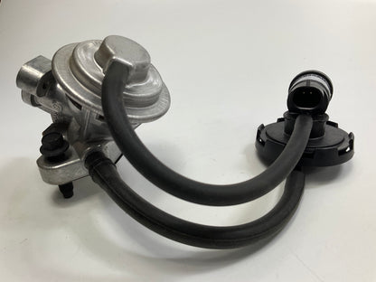 Standard EGV497 Exhaust Gas EGR Valve For 1995-2000 Chrysler Cirrus 2.5L