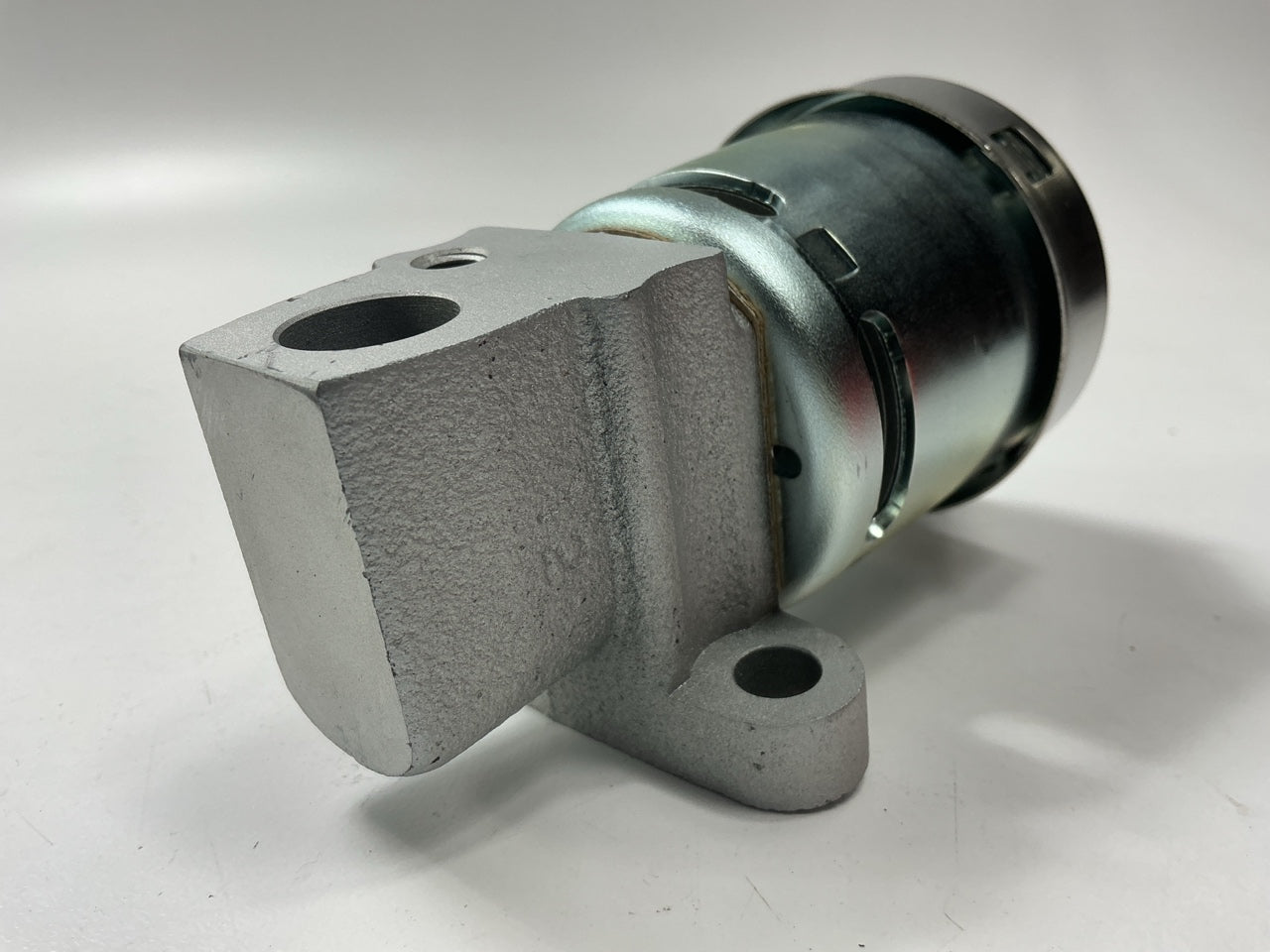 Standard EGV612 EGR Valve,  NO GASKET - EGR VALVE ONLY AS SHOWN