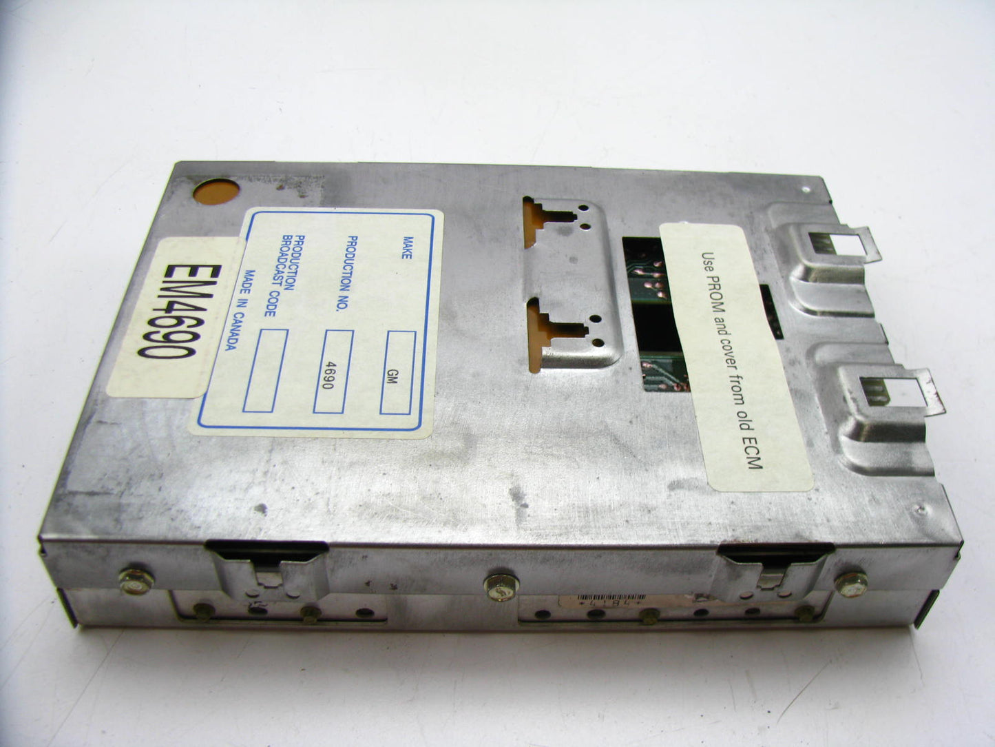 Standard EM4690 Reman Engine Control Module 1980 Oldsmobile Cutlass 4.3L-V8