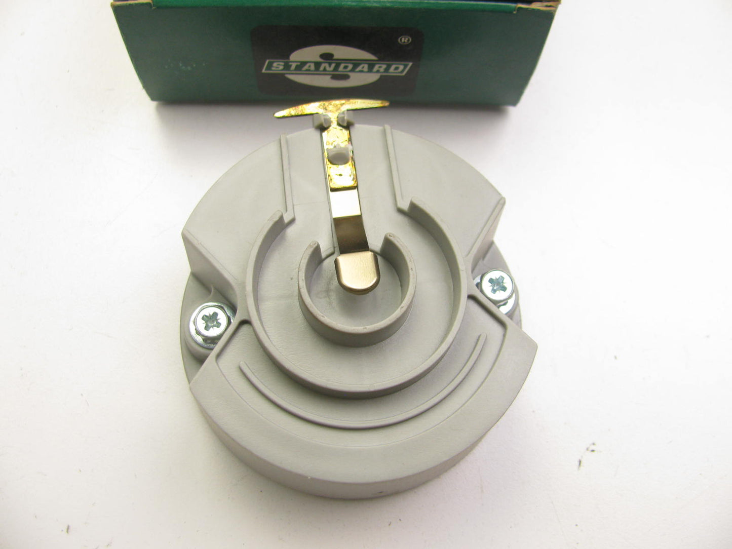 Standard FD310T Ignition Distributor Rotor for 1983-1986 Ford 2.8L-V6