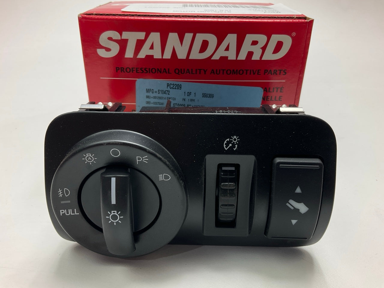 Standard HLS1605 Headlight Switch W/fog Lights; W/auto Lamp; W/adjustable Pedals