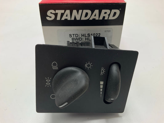 Standard HLS1022 Headlight Switch For 2000-2004 Silhouette, 2000-2005 Venture