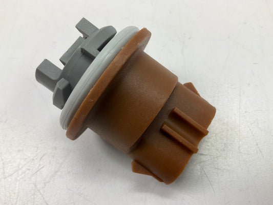 Standard HP3805 Brake Light Bulb Socket