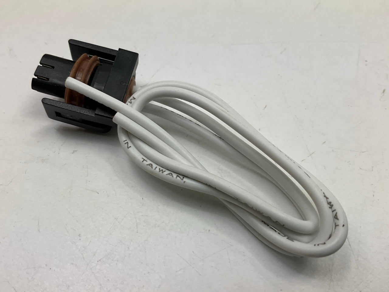 Standard Motor Products HP4235 Fuel Injector Connector Pigtail