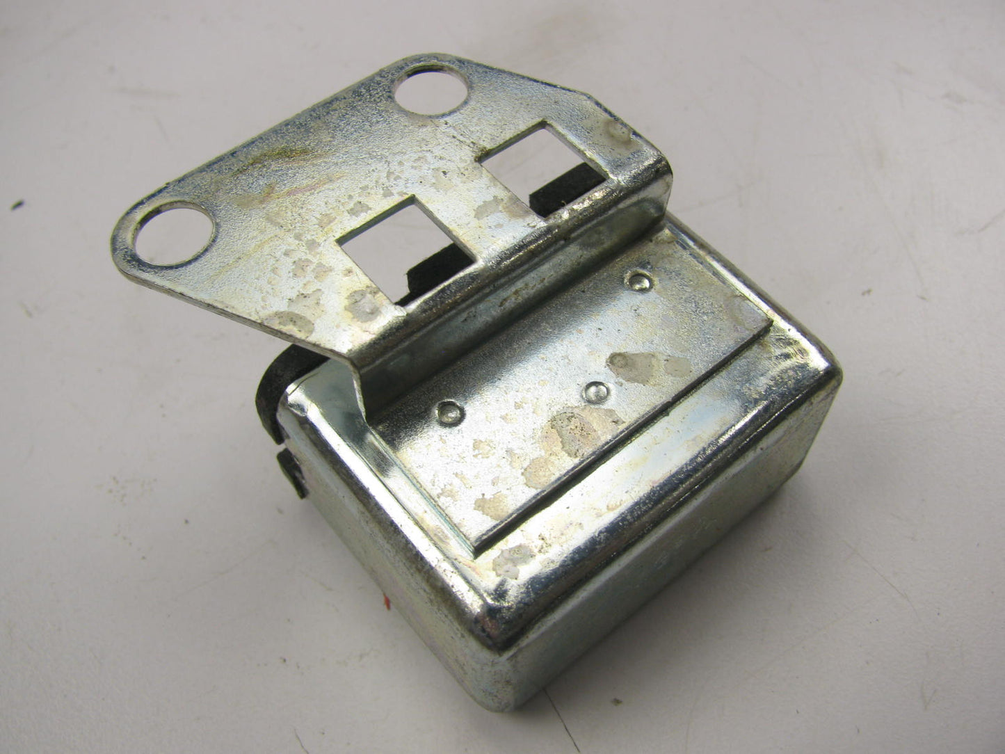 Standard Motor Products HR-117 Relay - 3 Terminal