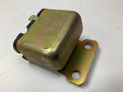Standard Motor Products HR-142 Horn Relay - MADE IN USA