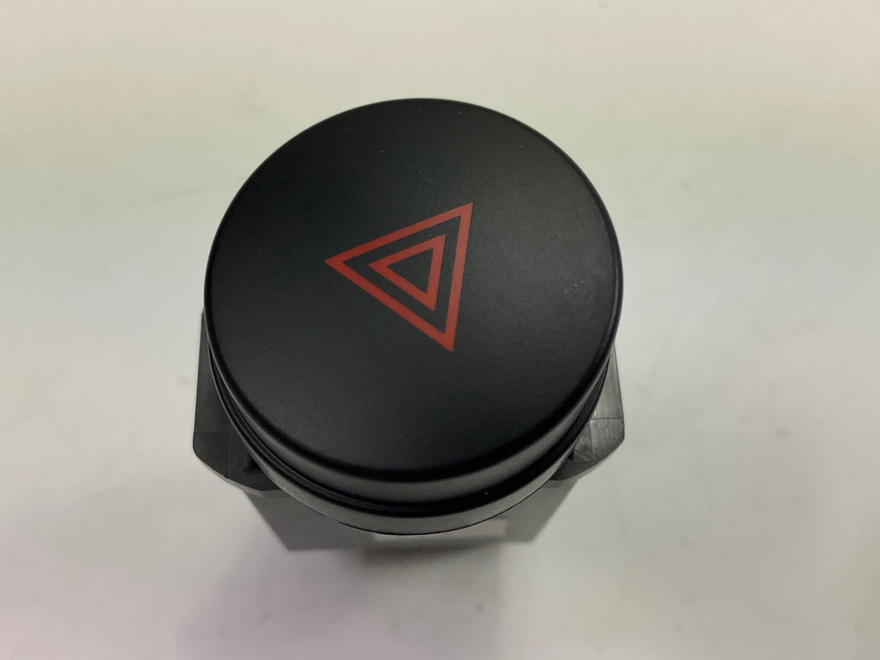 Standard HZS178 Hazard Light Lamp Warning Switch For 2007-2008 Chevrolet Aveo