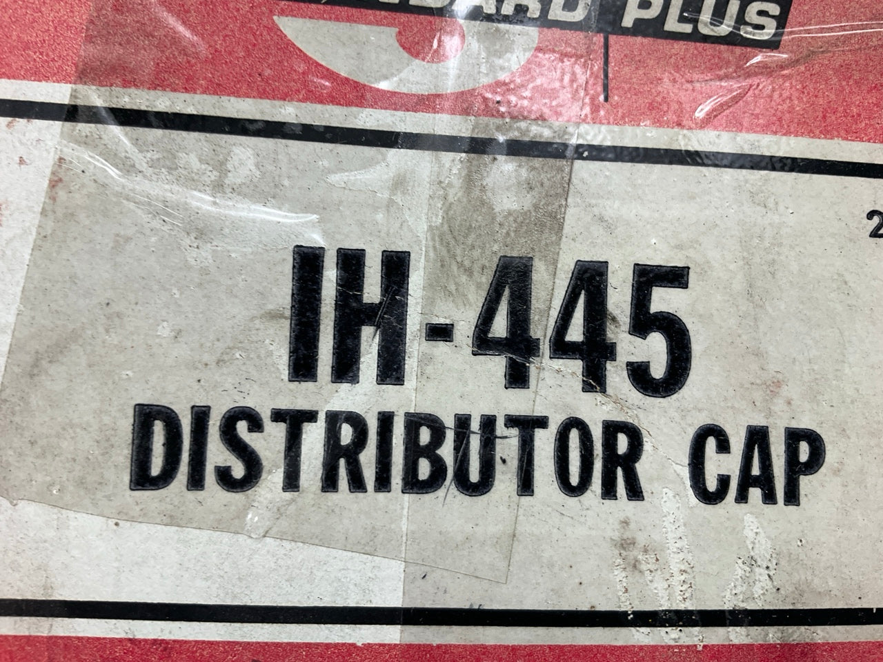Standard Motor Products IH-445 Ignition Distributor Cap