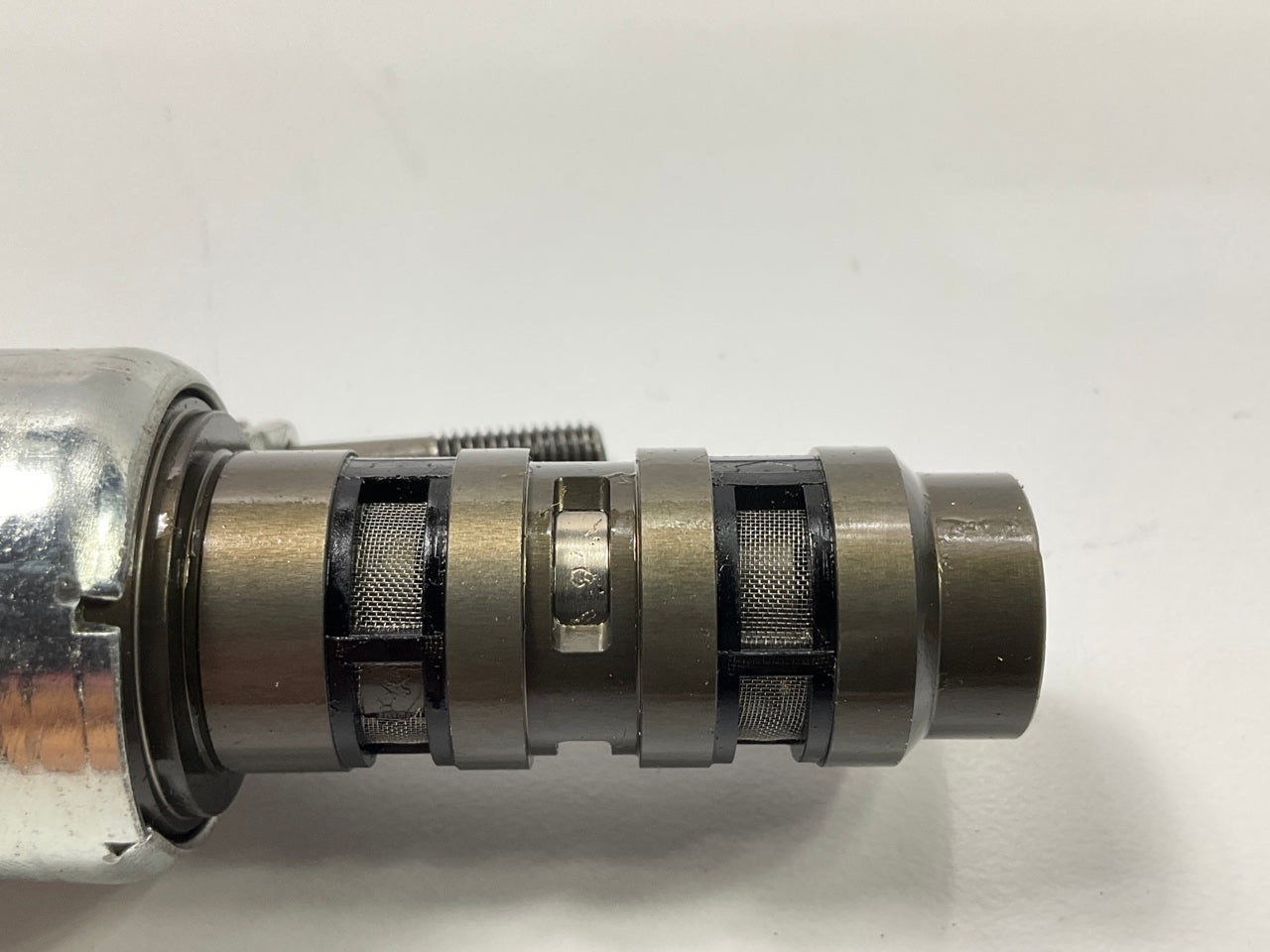 Standard Motor Products L53001 Engine Variable Valve Timing (VVT) Solenoid