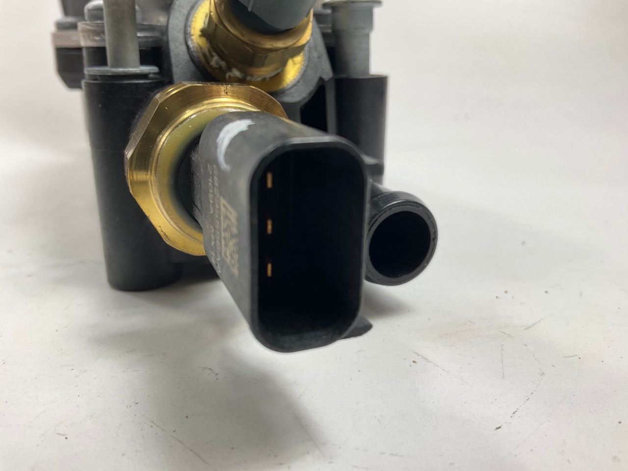 Standard OFH103 Engine Oil Cooler / Oil Filter Housing Kit