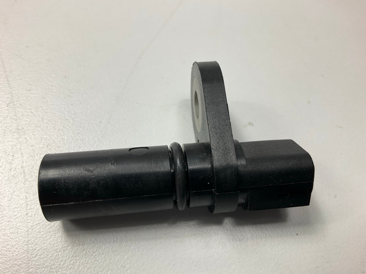 Standard PC643 Engine Camshaft Cam Position Sensor