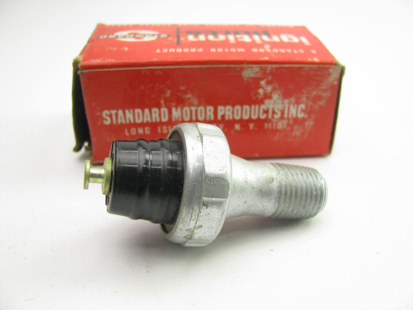 Standard Motor Products PS-100 Oil Pressure Sender Switch Sensor