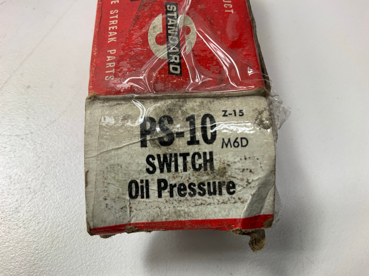 Standard Motor Products PS-10 Engine Oil Pressure Switch