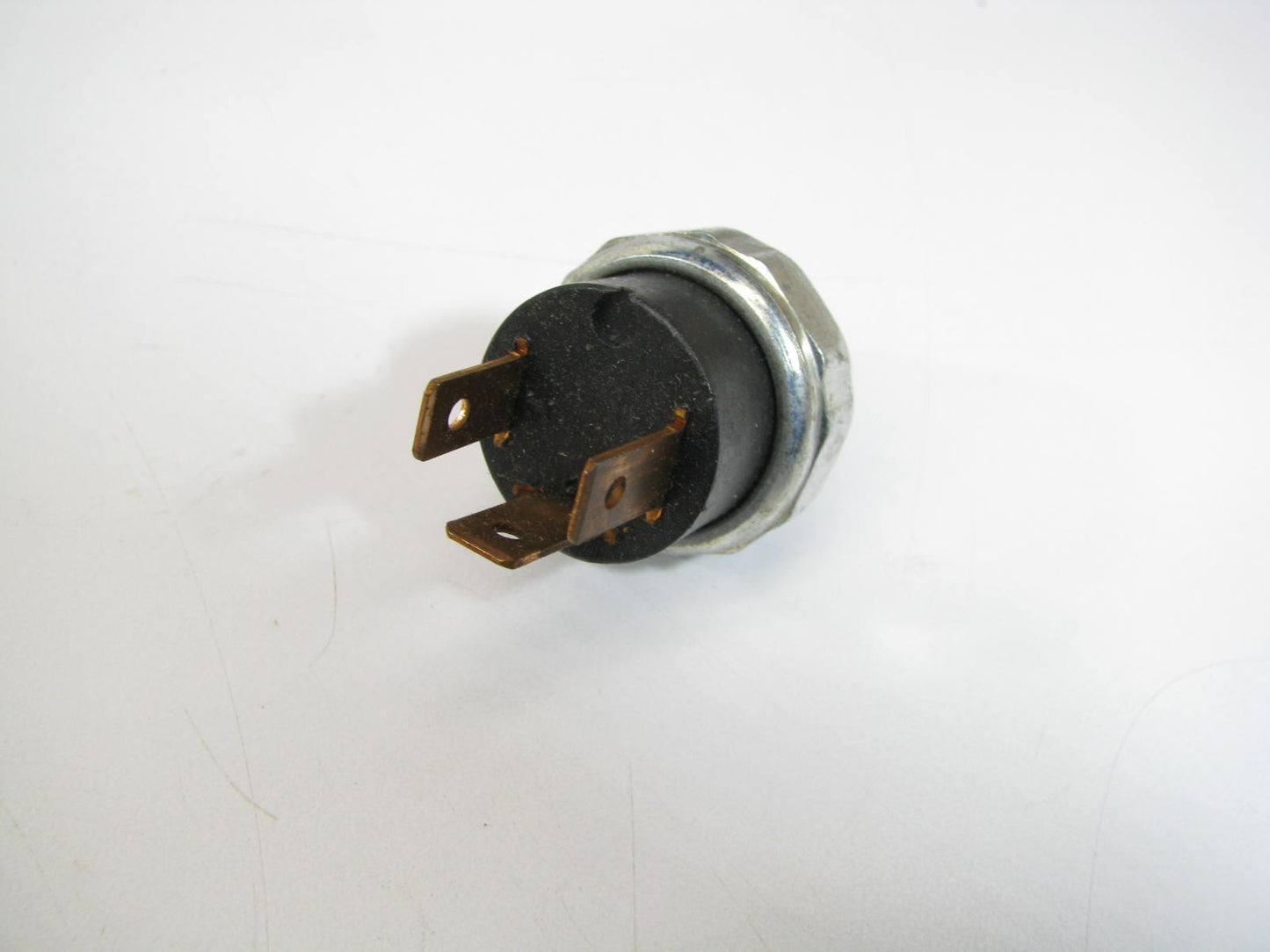 Standard PS-118 Engine Oil Pressure Sender Sensor Switch