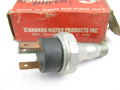 Standard Motor Products PS-127 Oil Pressure Sender For Light