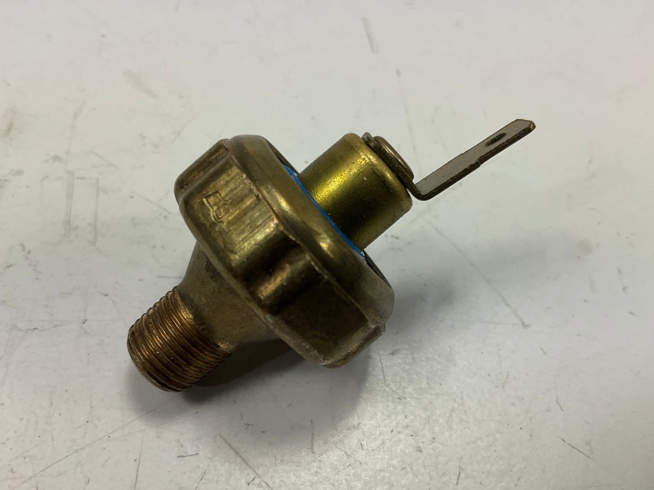 Standard PS-15X Oil Pressure Light Switch (For Dash Light)