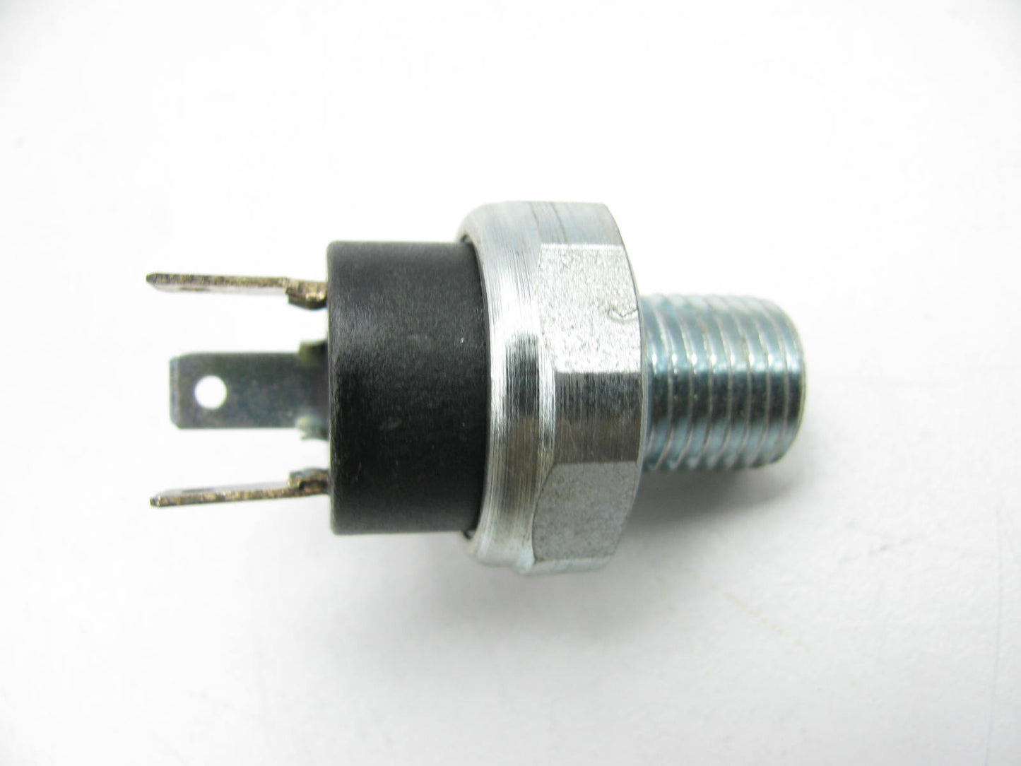 Standard Motor Products PS-179 Engine Oil Pressure Sender With Light